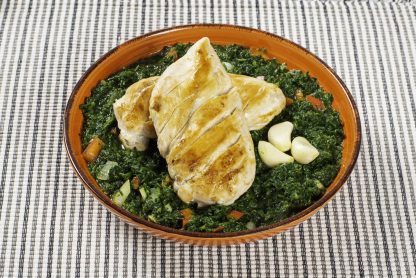 Spanac cu piept de pui - 1,2 kg